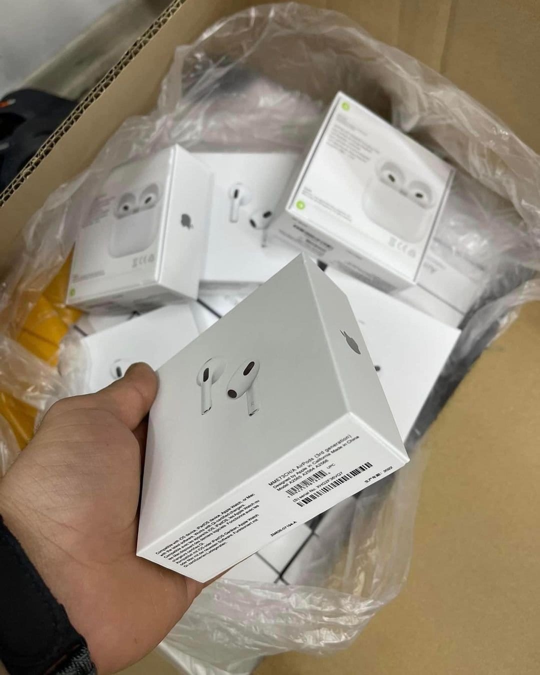 Palette de 50 AirPods Pro Apple – Écouteurs sans fil neufs sous scellé – 50 pièces – Grade A