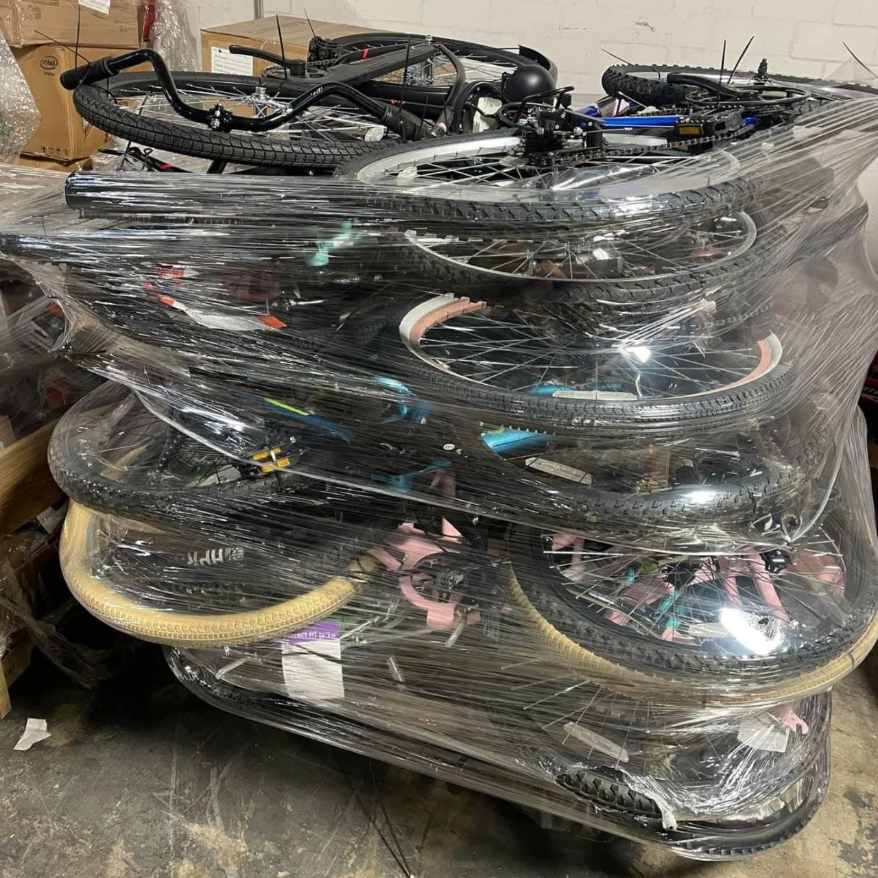 Palette de vélos assortis – Vélos ville, VTT & vélos de route pour revente ou reconditionnement – 6 à 10 pièces – Grade A/B — photo 5